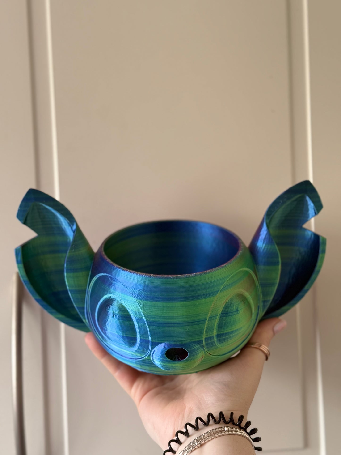 Stitch yarn bowl