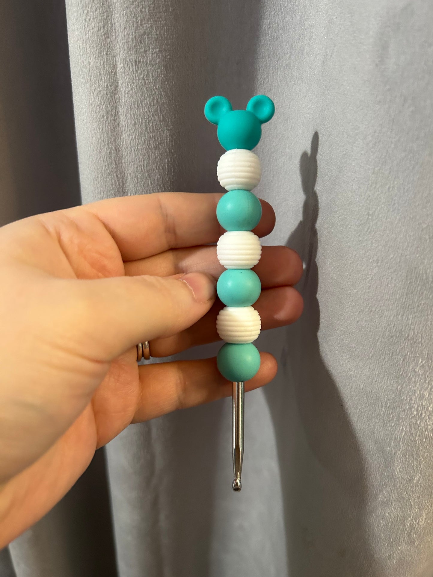 Mickey hook