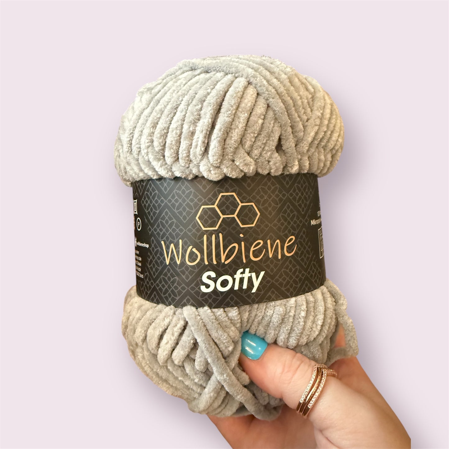 Woollbiene softy yarn