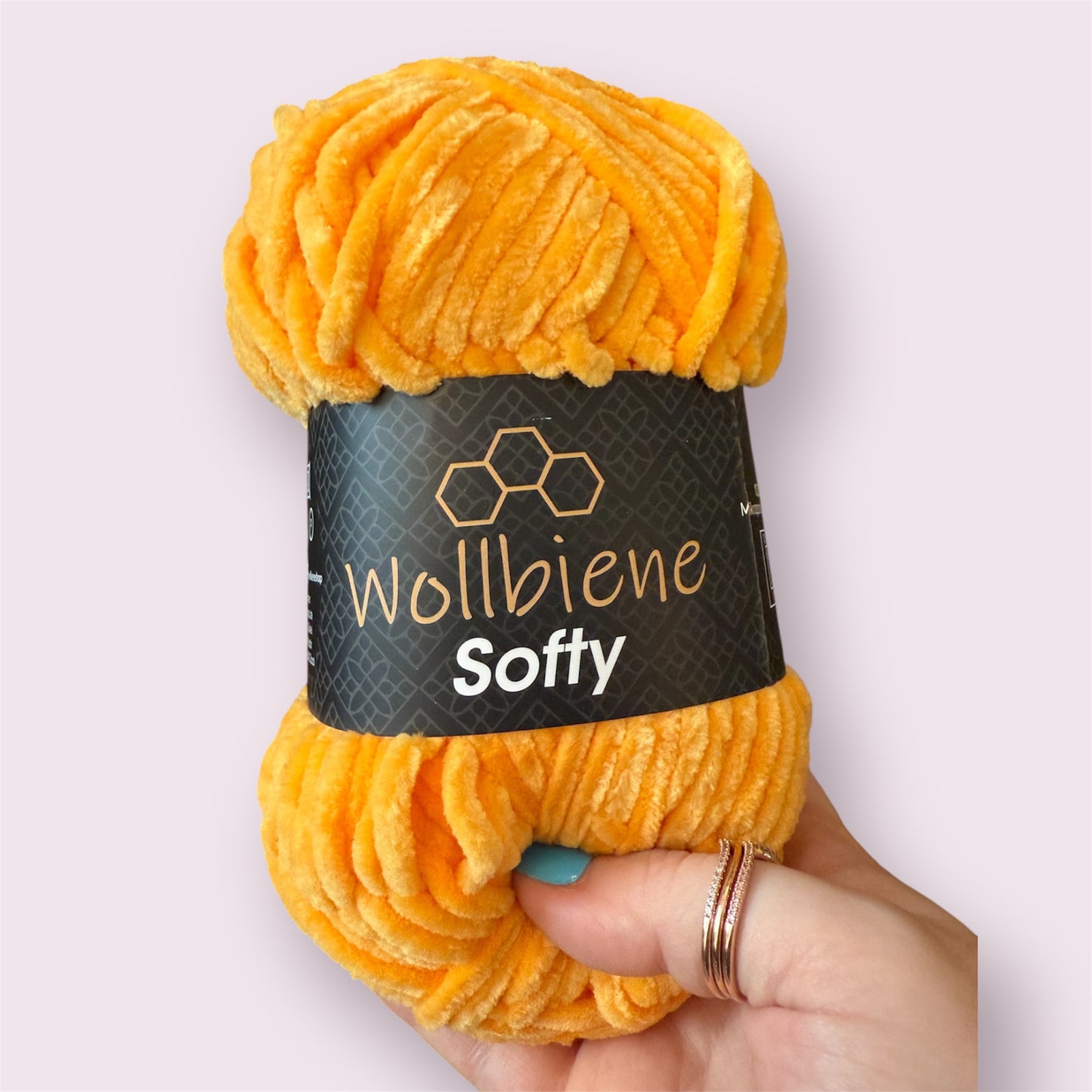 Woollbiene softy yarn