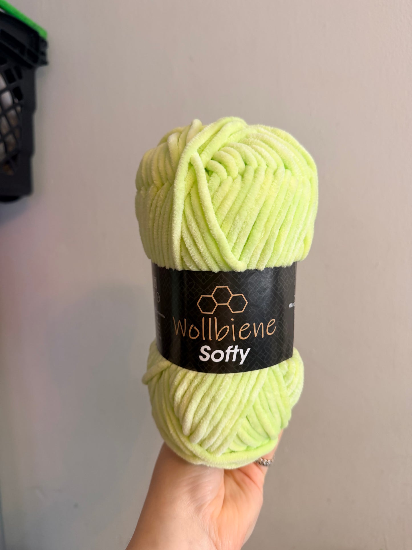 Woollbiene softy yarn
